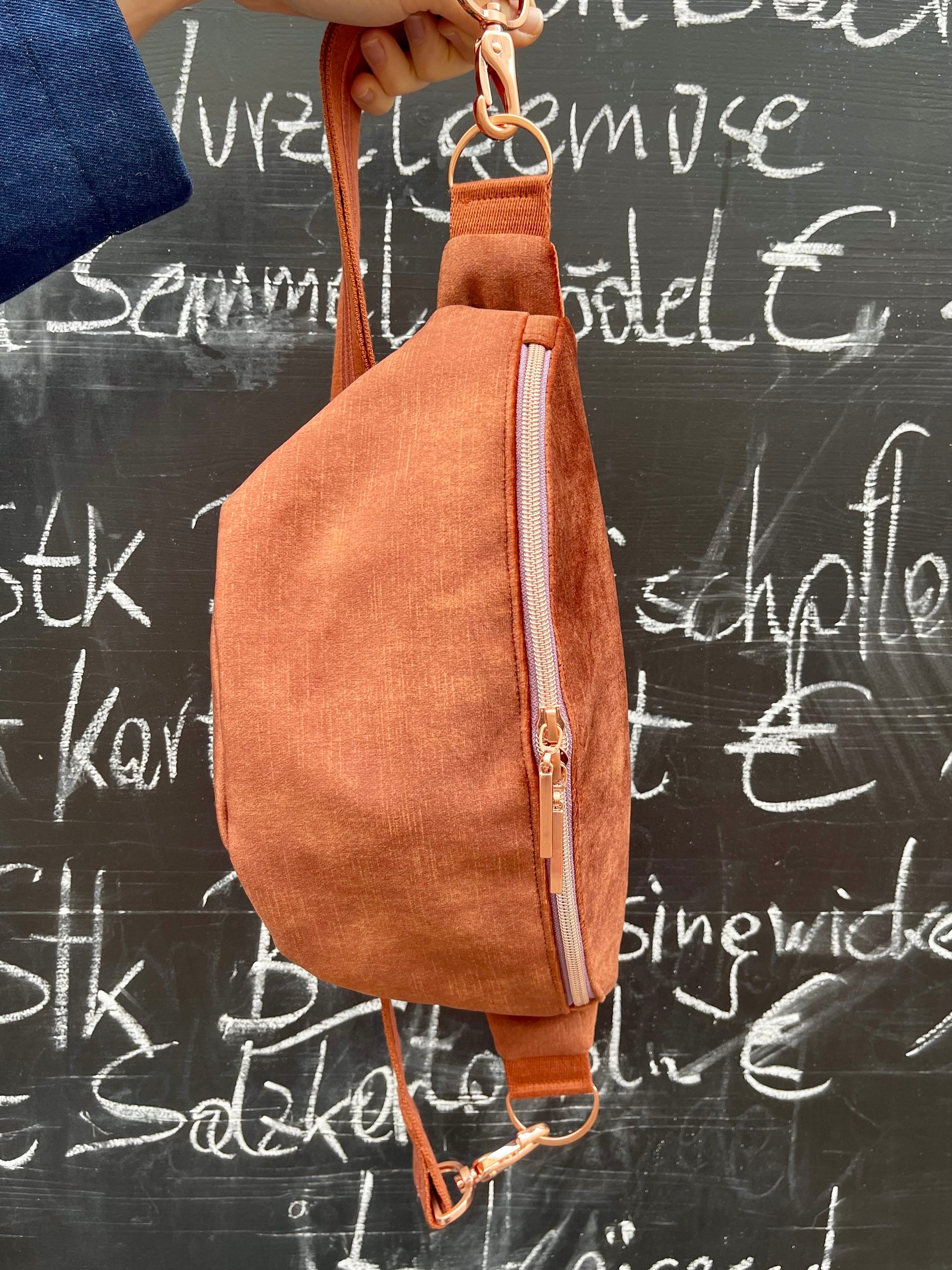 Crossbody Bag RILEY VELVET tobacco