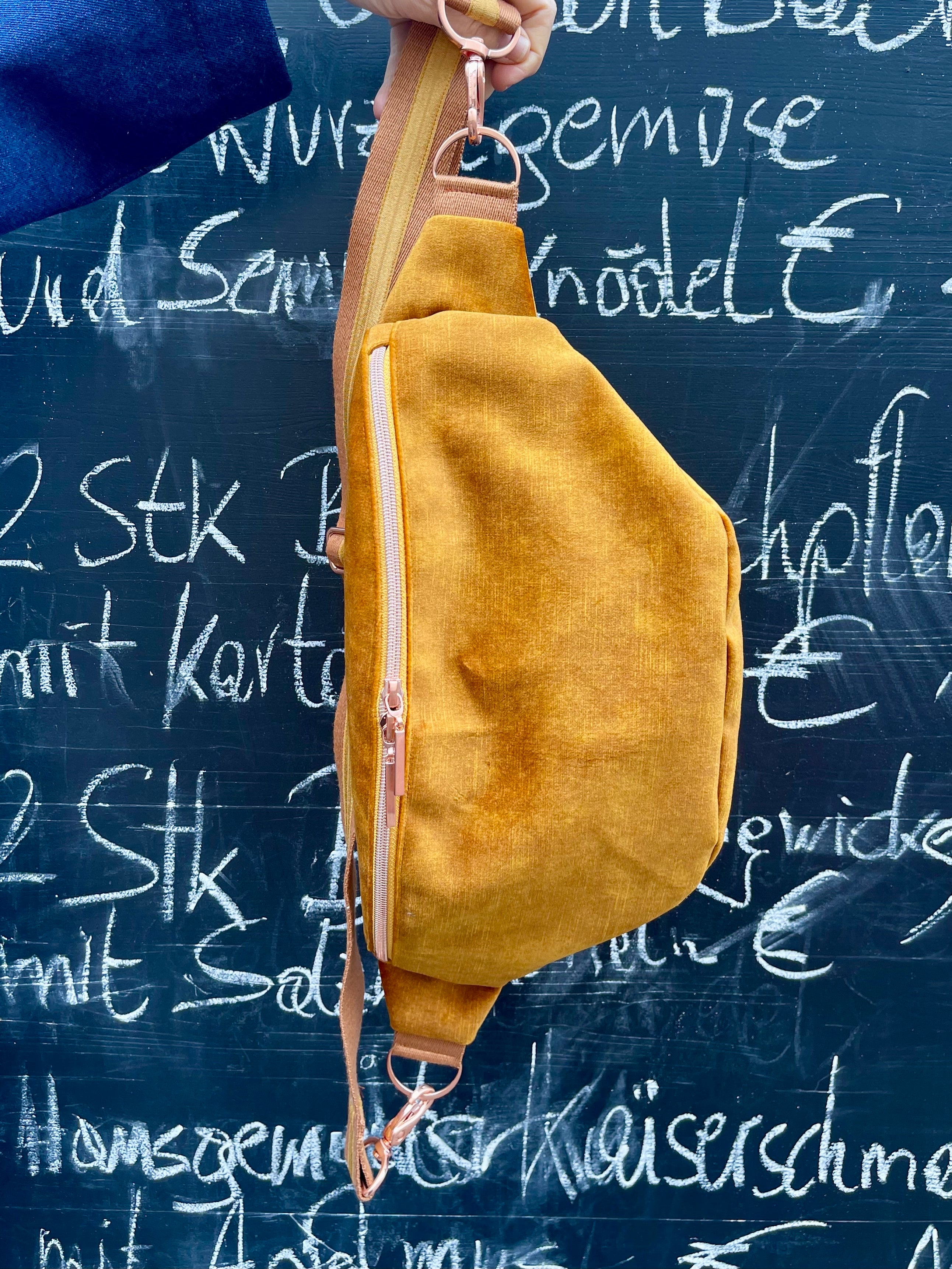 Crossbody Bag RILEY VELVET curry