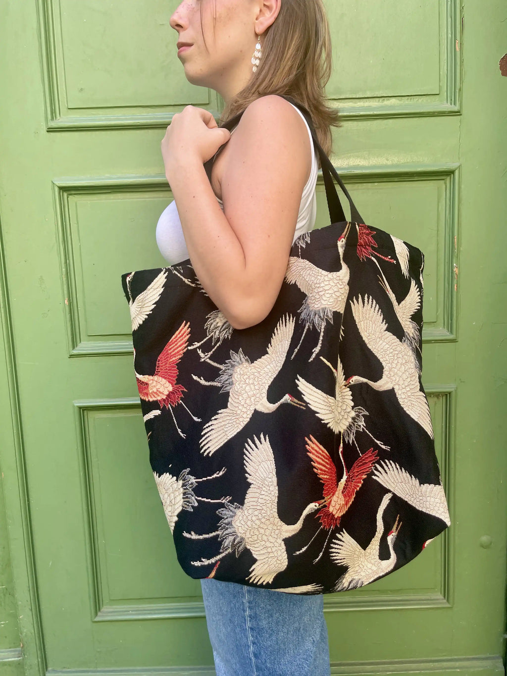 Shopper TONI CRANE