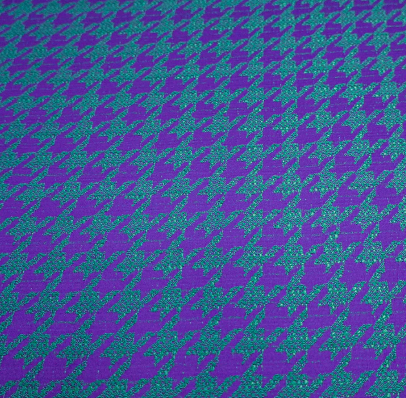 Jacquard HAHNENTRITT lila/grün