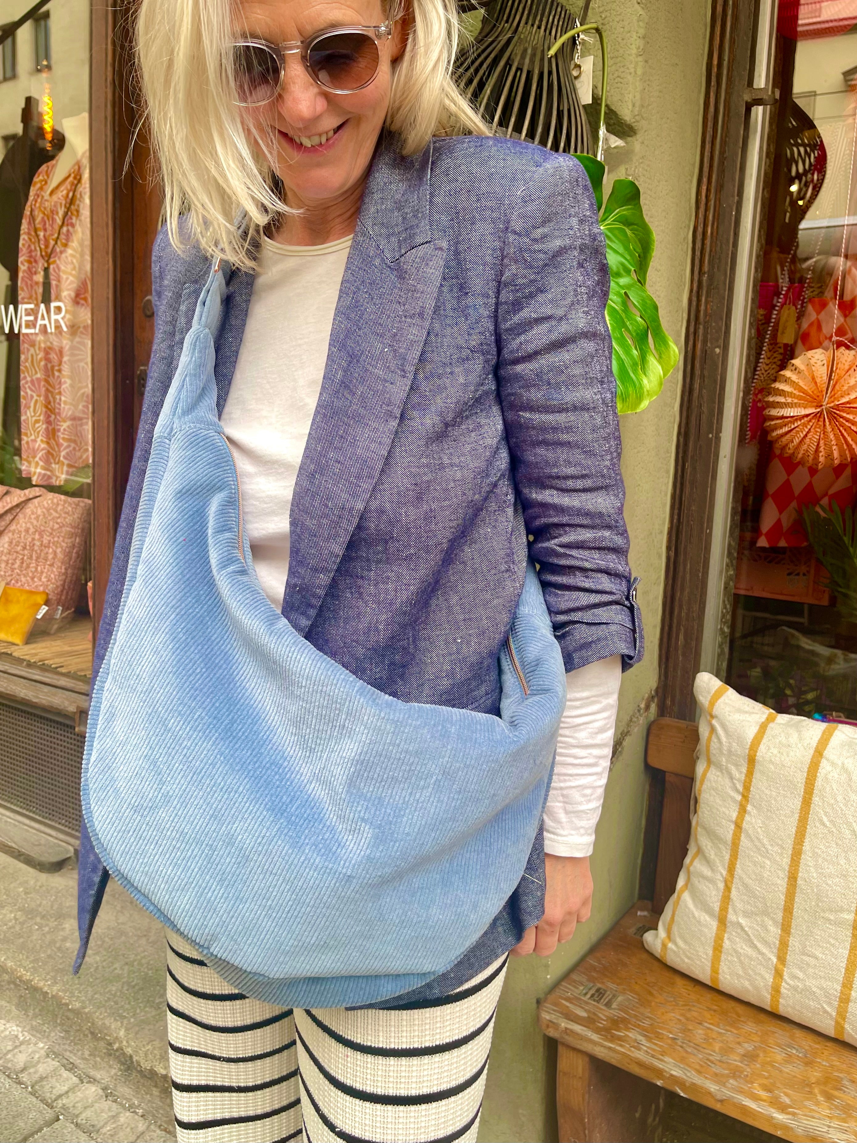 Crossbody Bag BANANA CORD DENIM hellblau