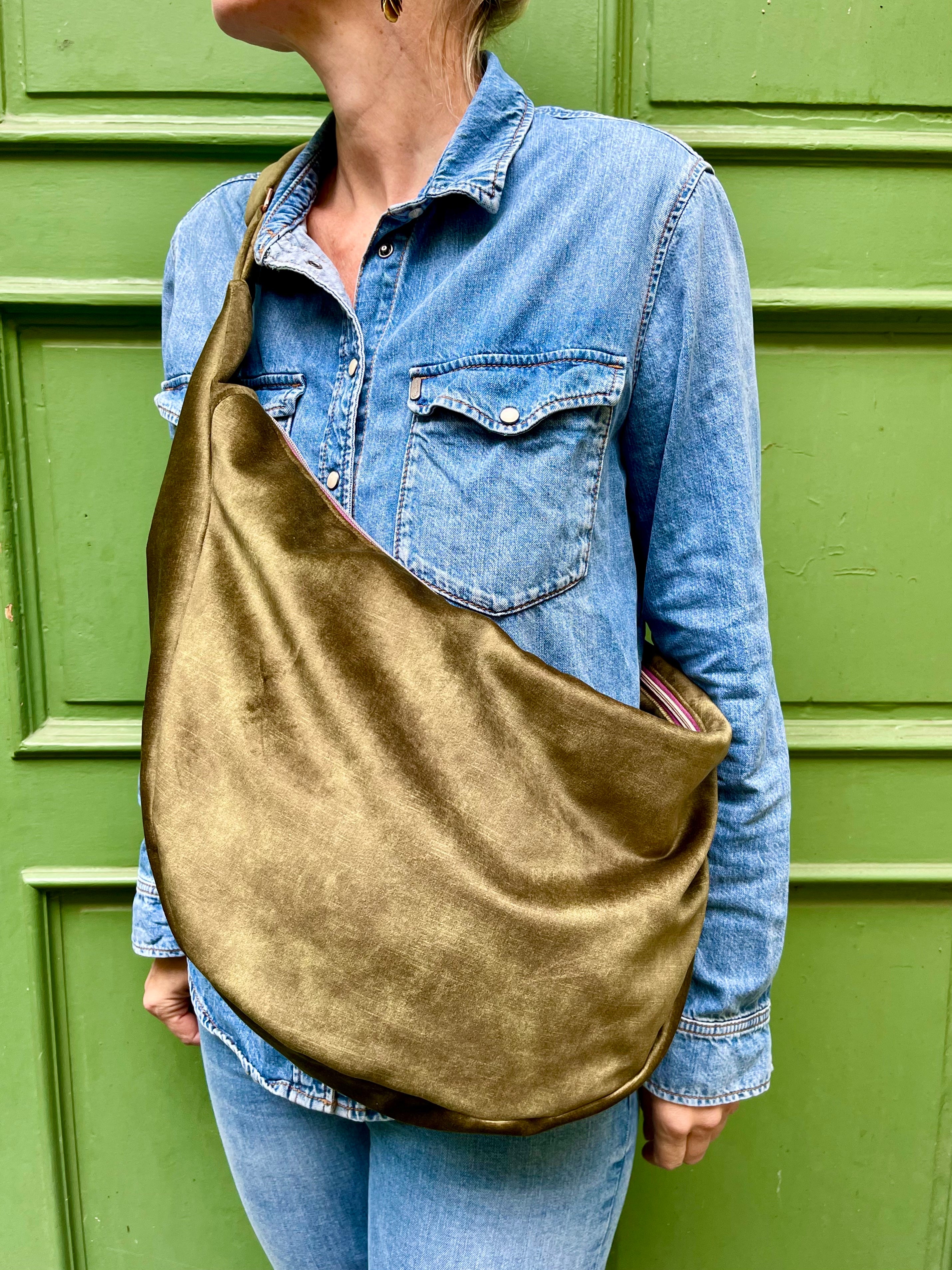 Crossbody Bag BANANA VELVET fir