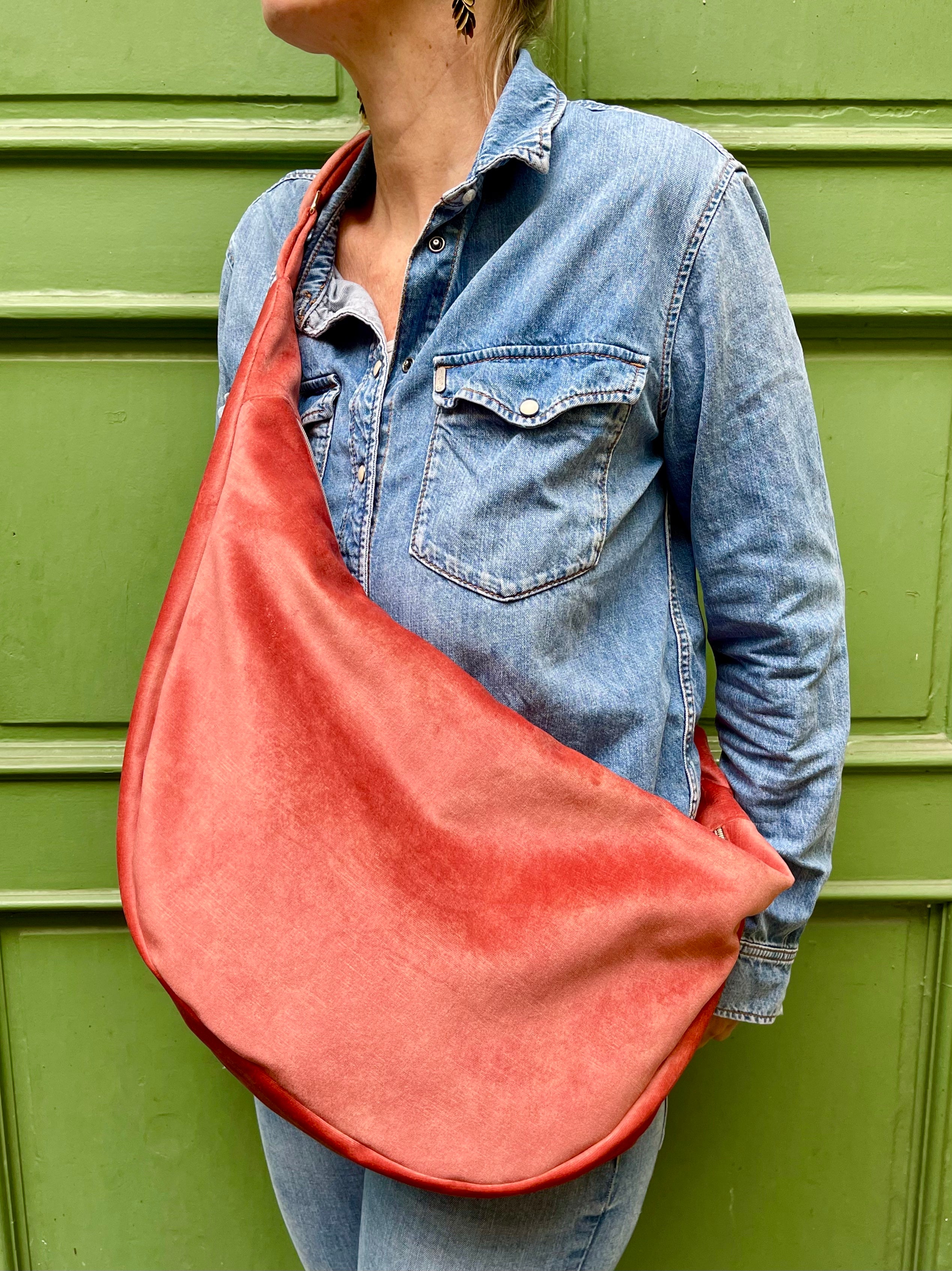 Crossbody Bag BANANA VELVET peach