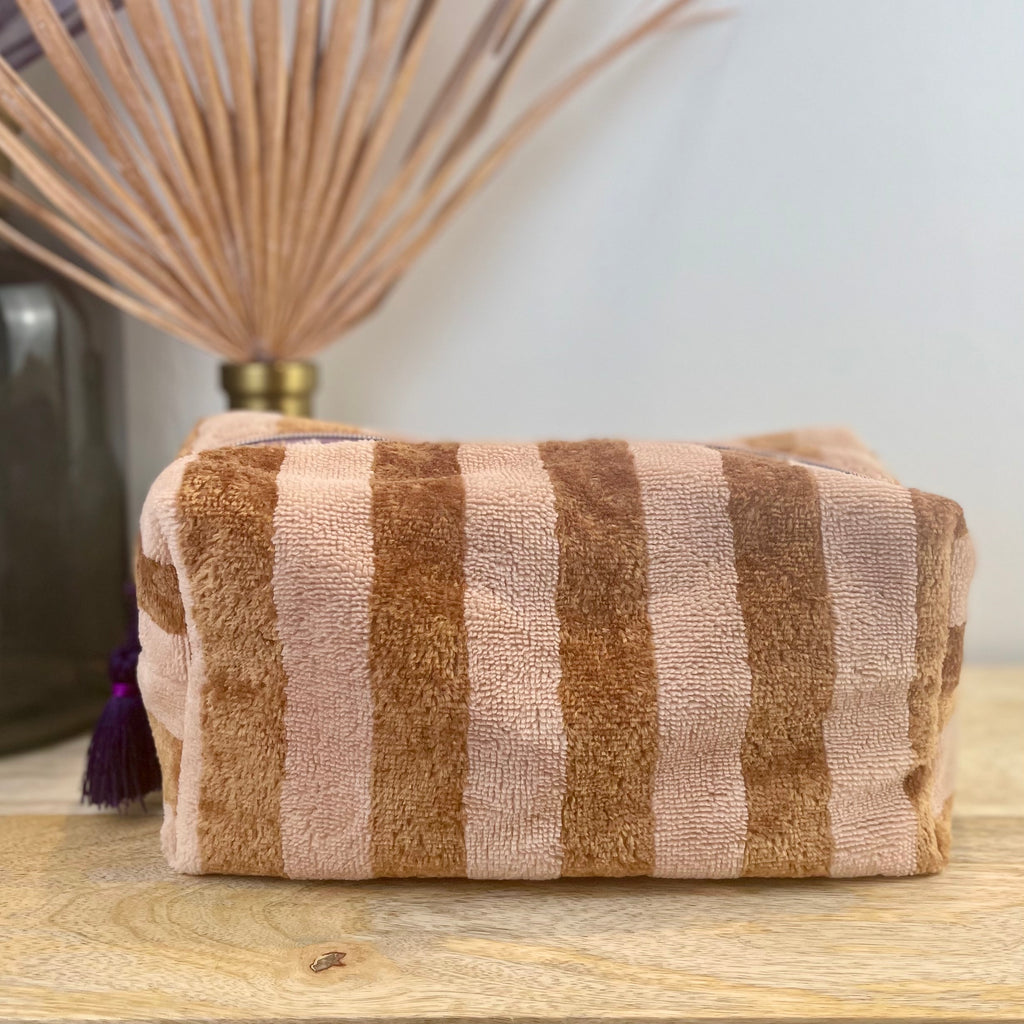 Box FROTTEE STRIPES karamell