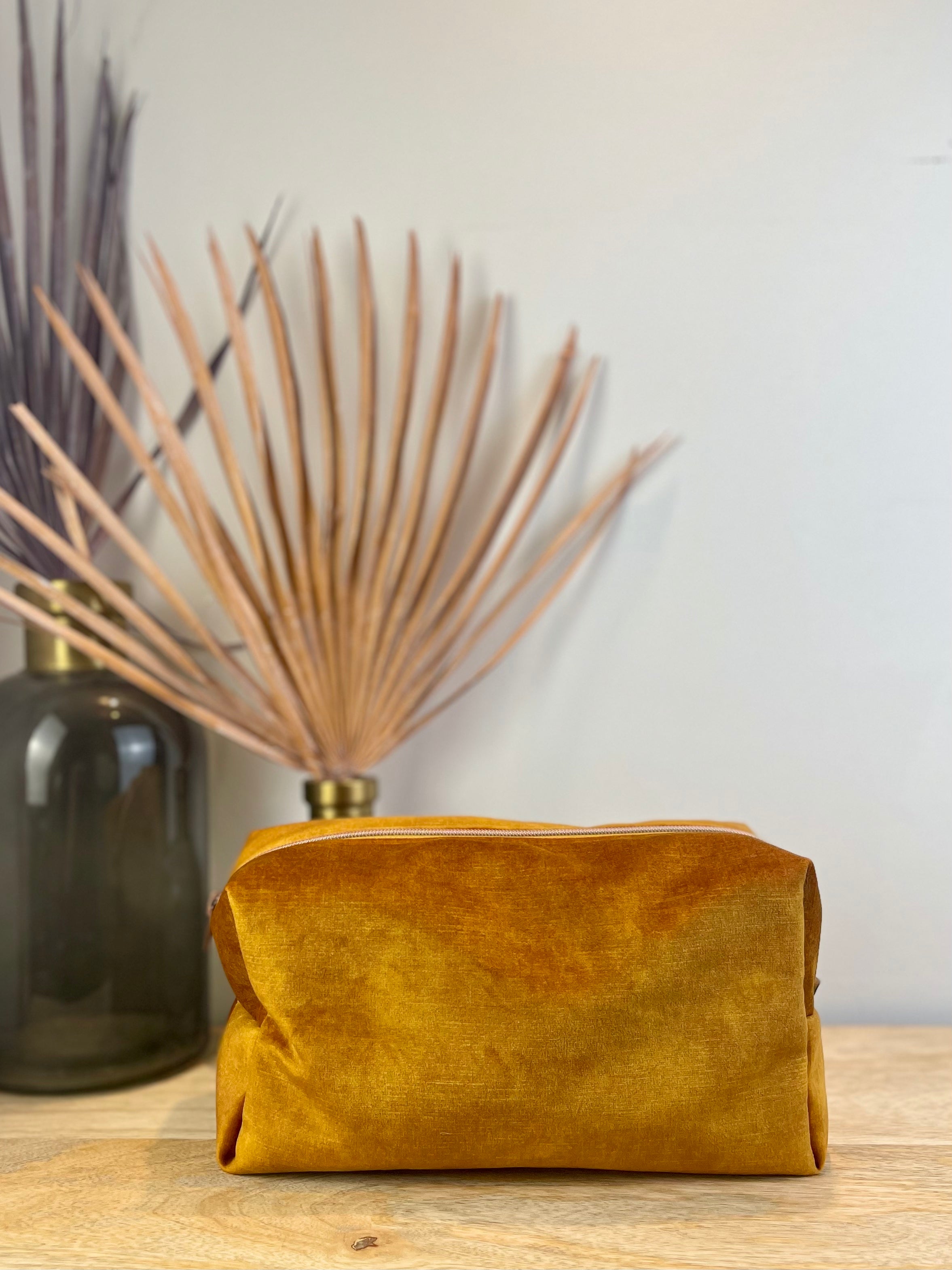 Kosmetiktasche Samt curryfarben