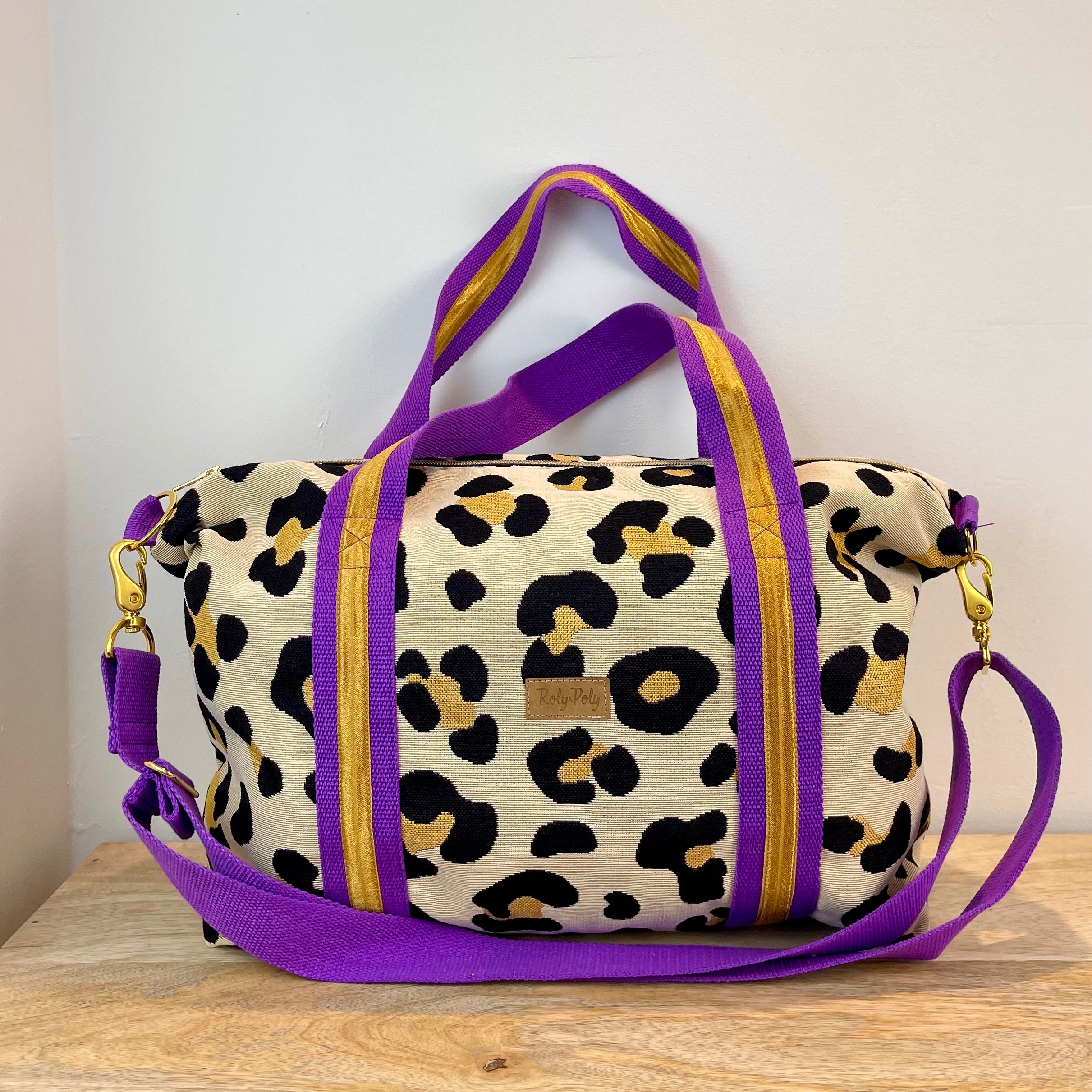 WEEKENDER JUNE LEO