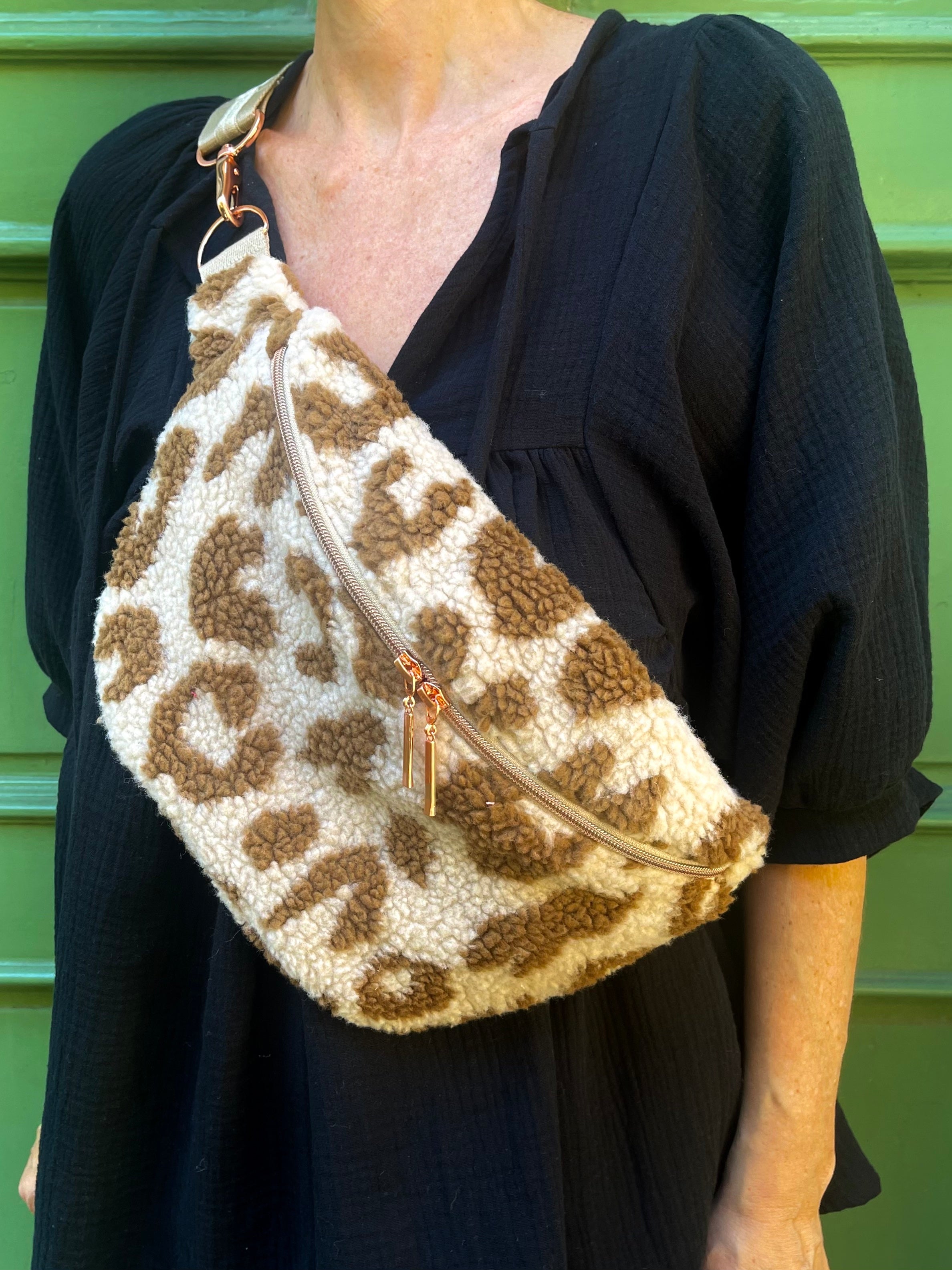 Crossbody Bag RILEY TEDDY LEO braun