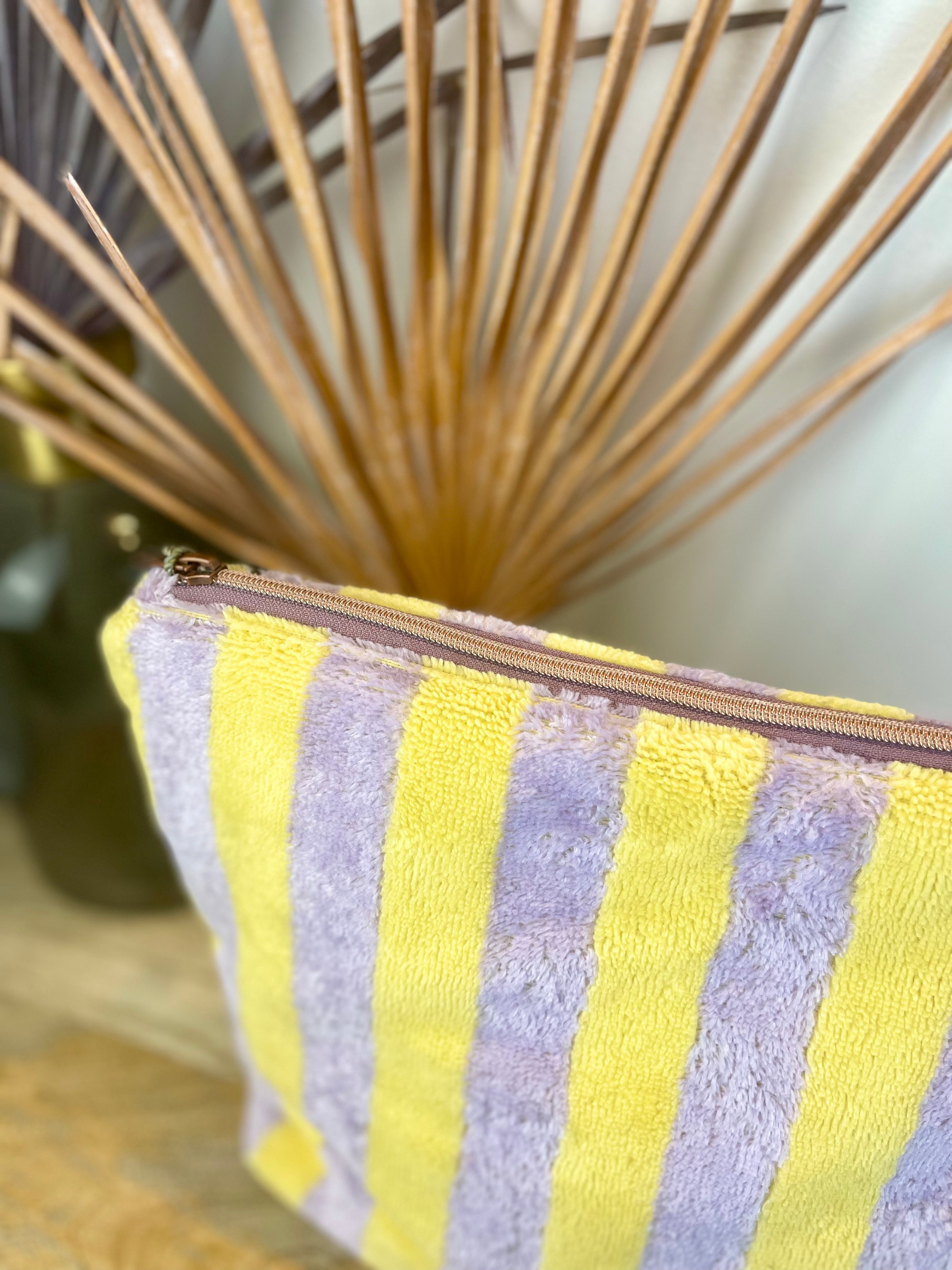 Washbag FROTTEE STRIPES lilac